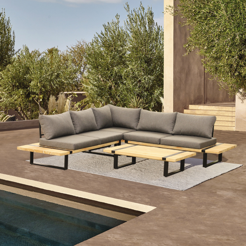 SOFA 221